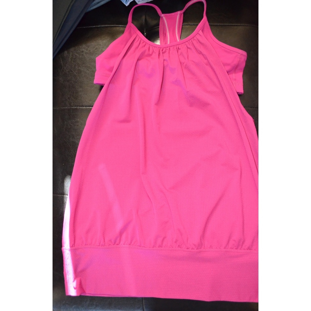 Lululemon - Picture 1 of 1